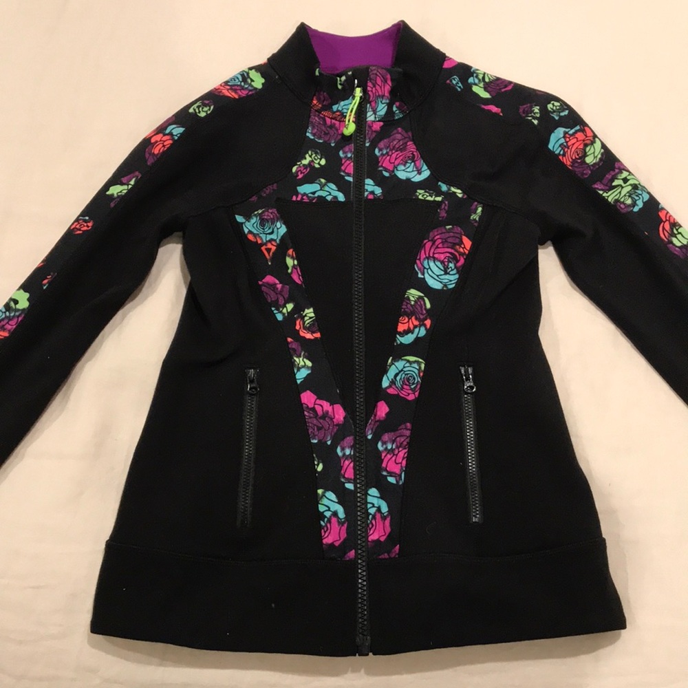 Ivivva Zip Up Jacket. (Girls Version of Lululemon)